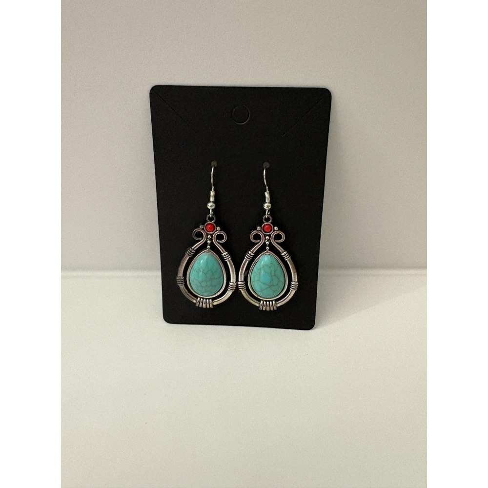 Southwestern Style Teardrop Cabochon Stone Pierced Earrings